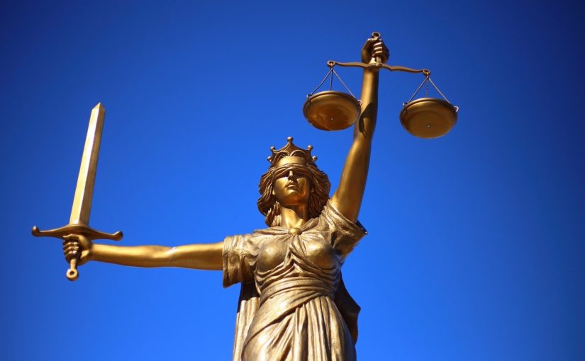 W czym zdoła nam wspomóc radca prawny? W jakich rozprawach i w jakich płaszczyznach prawa pomoże nam radca prawny?